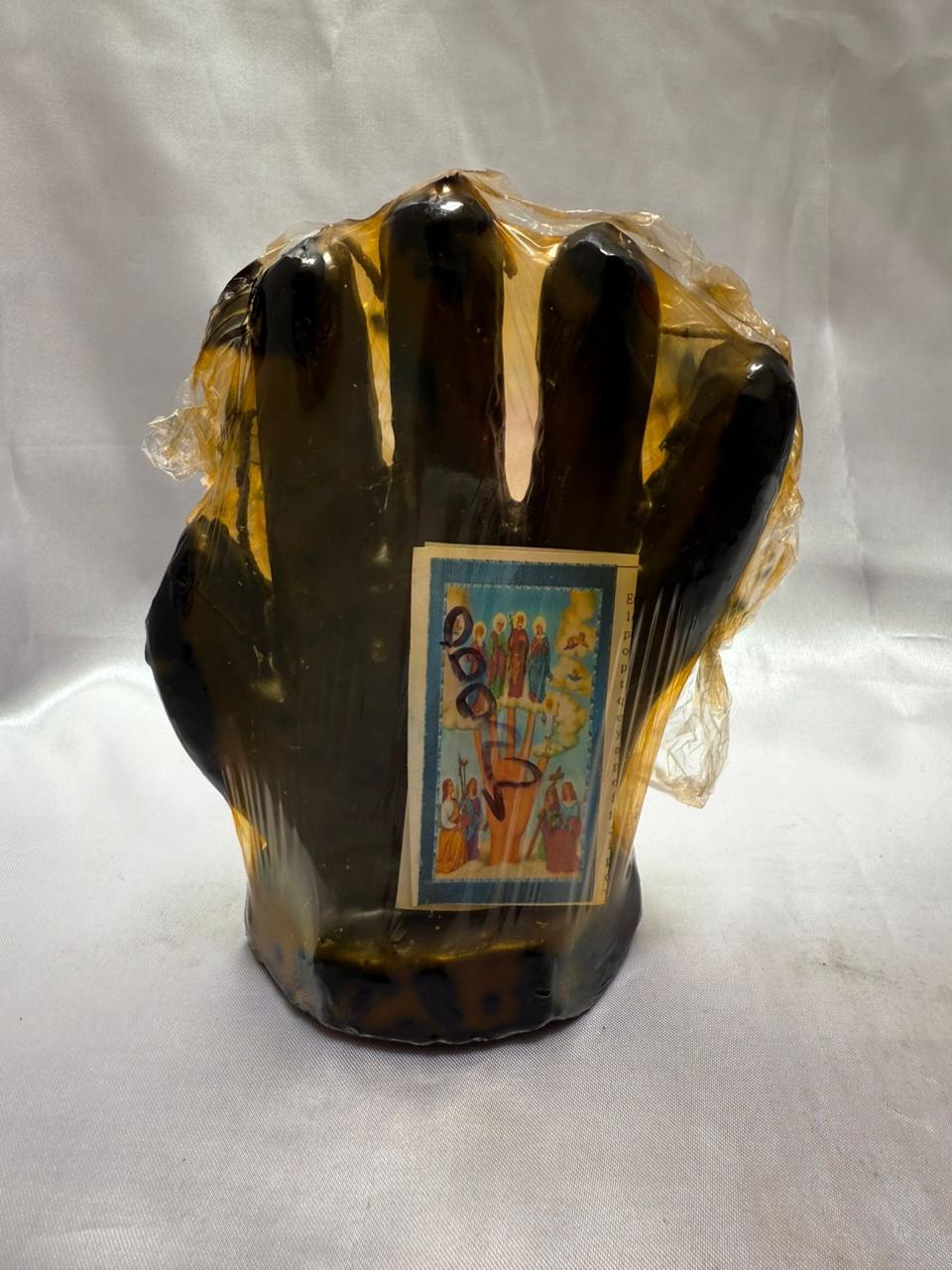 Vela Mano Negra del Dominio